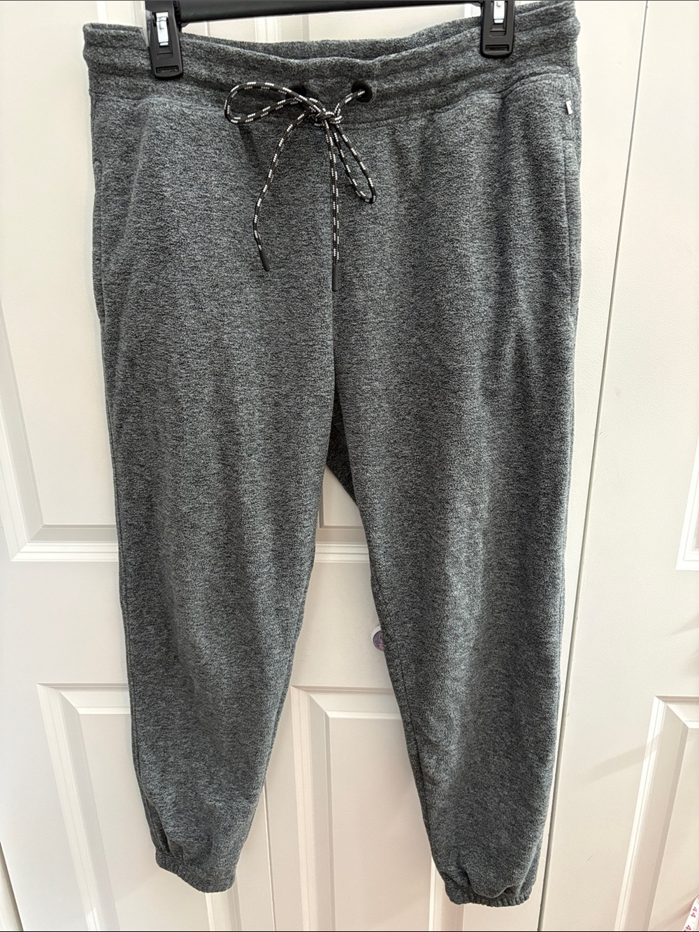 Eddie Bauer Women’s Gray Drawstring Fleece Joggers